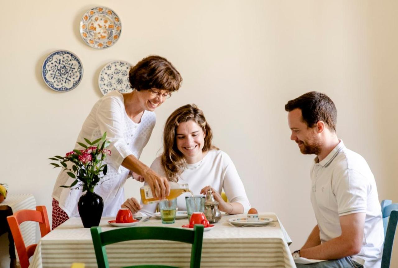Le Vecchie Persiane - Bed & Breakfast Diano dʼAlba Buitenkant foto