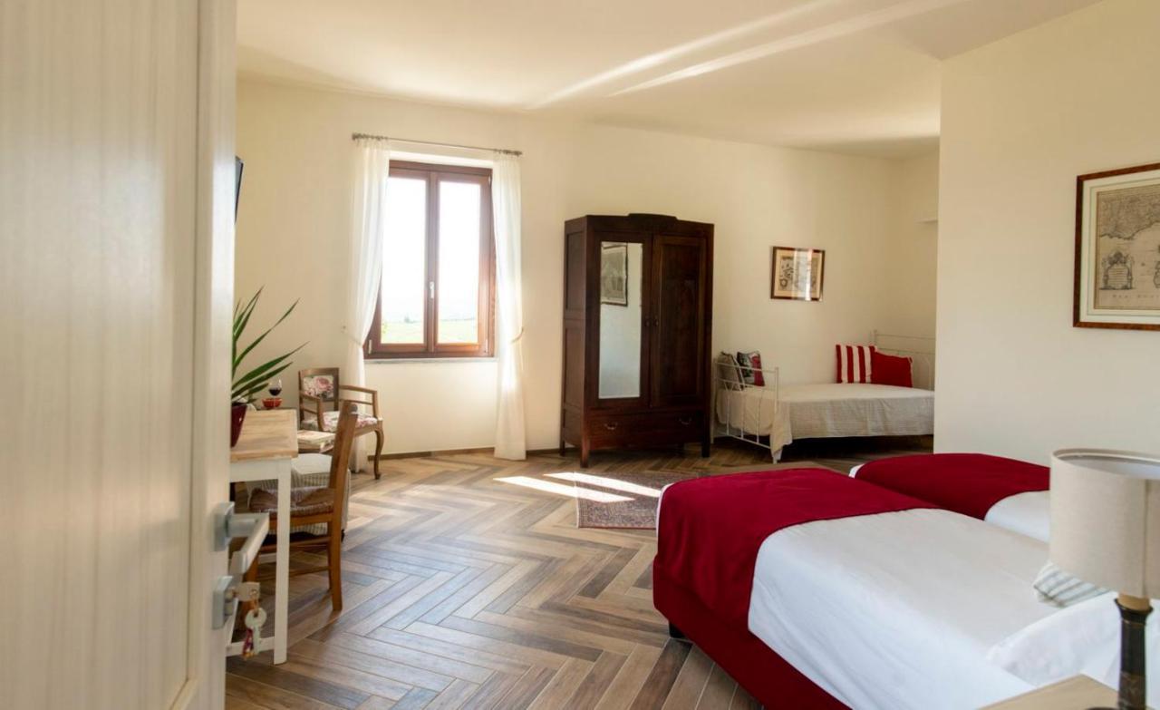 Le Vecchie Persiane - Bed & Breakfast Diano dʼAlba Buitenkant foto